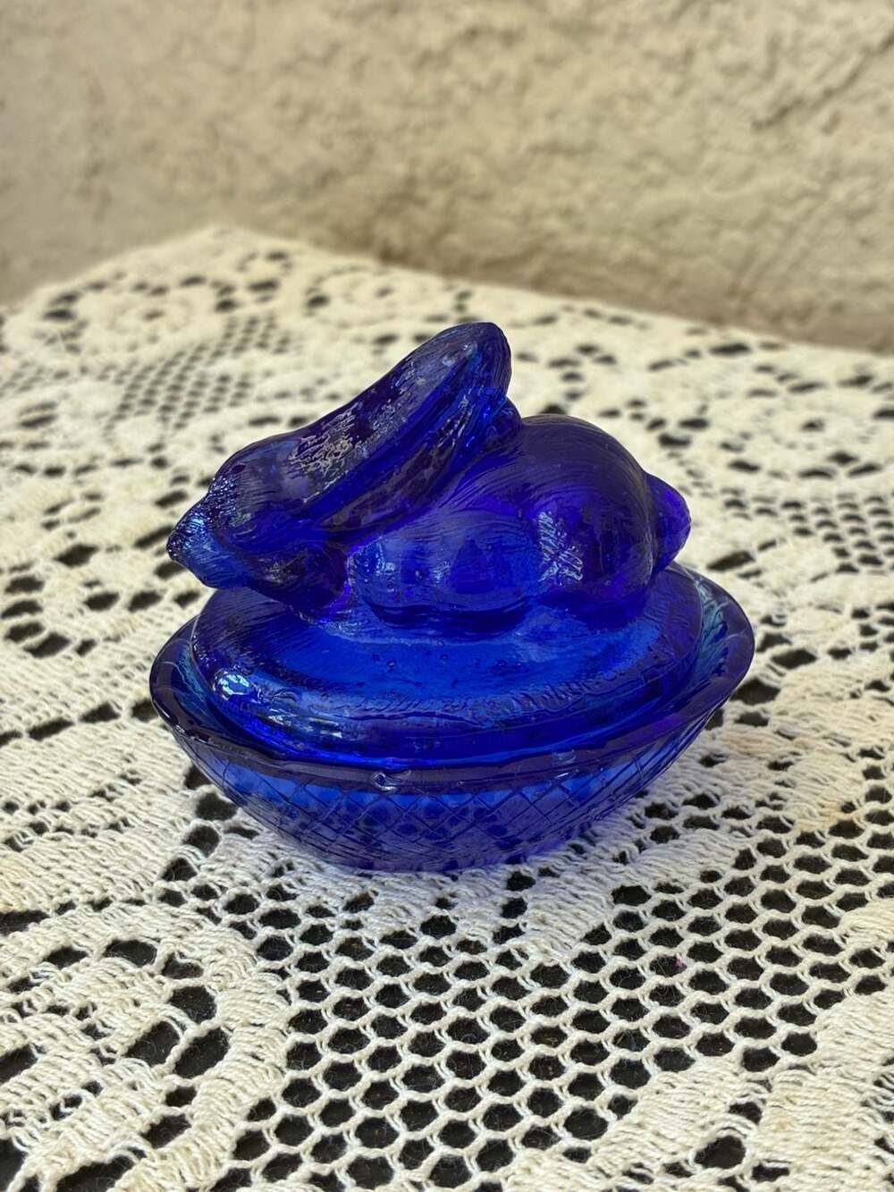 VTG COBALT BLUE BUNNY ON NEST SALT CELLAR